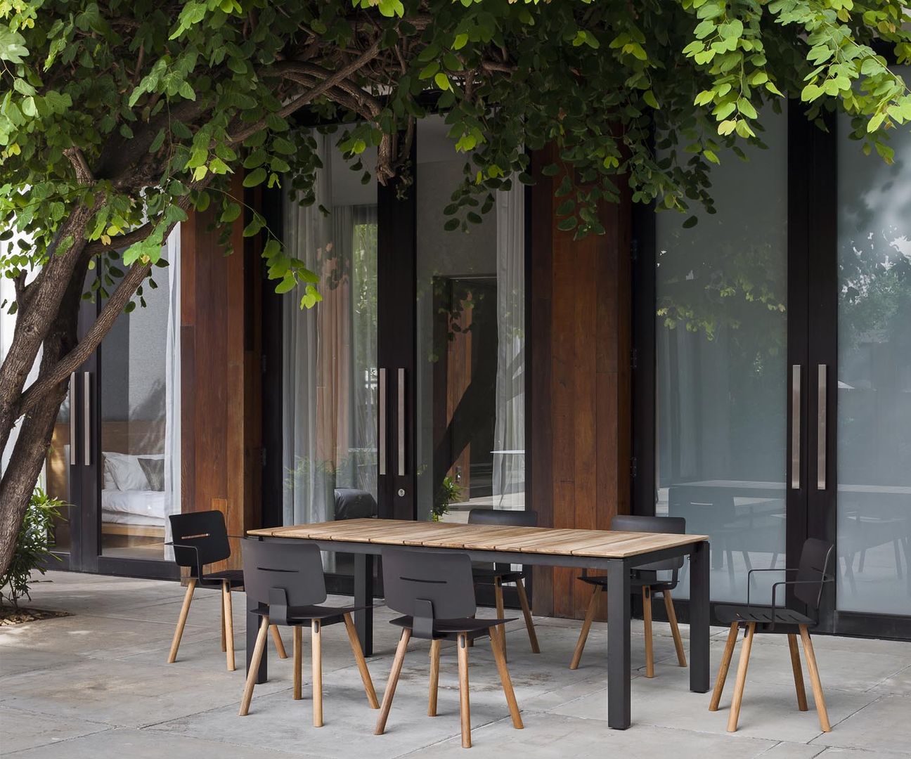 Oasiq Coco Teak Aluminium Gartenmöbel, Livarea Livarea Balcone, Veranda & Terrazza in stile moderno