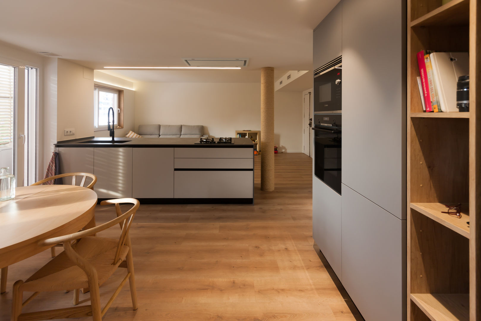 Reforma integral de apartamento en El Cabanyal (Valencia) VICEVERSA Architecture & Design Cocinas integrales