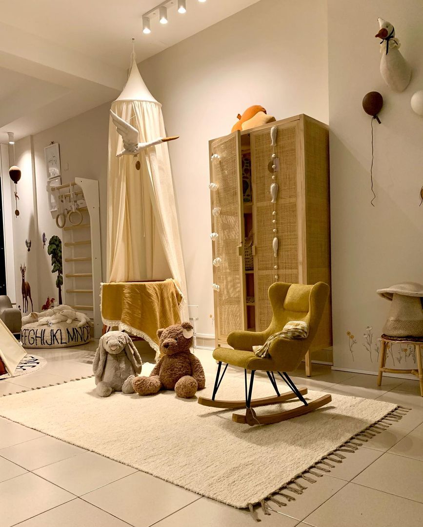 Rustic Mustard Inspo KidsR, Luxury & Design Kids Room Quarto infantil rústico Armários e cômodas