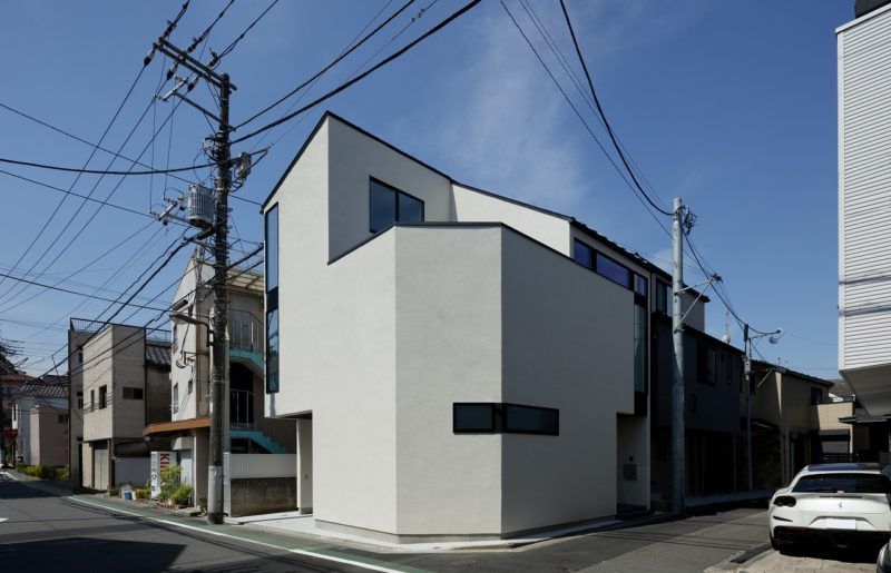 下目黒の家/House in Shimomeguro, PANDA:株式会社山本浩三建築設計事務所 PANDA:株式会社山本浩三建築設計事務所 Maison individuelle