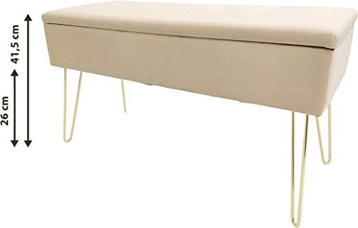 Bench with Velvet Cover, Press profile homify Press profile homify Camera da letto principale