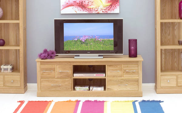 TV Entertainment in the Living Room homify