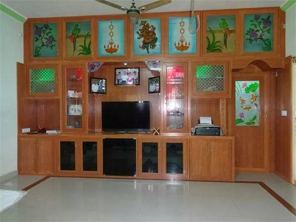 Pvc store tv showcase
