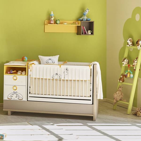 Extendable clearance cot bed
